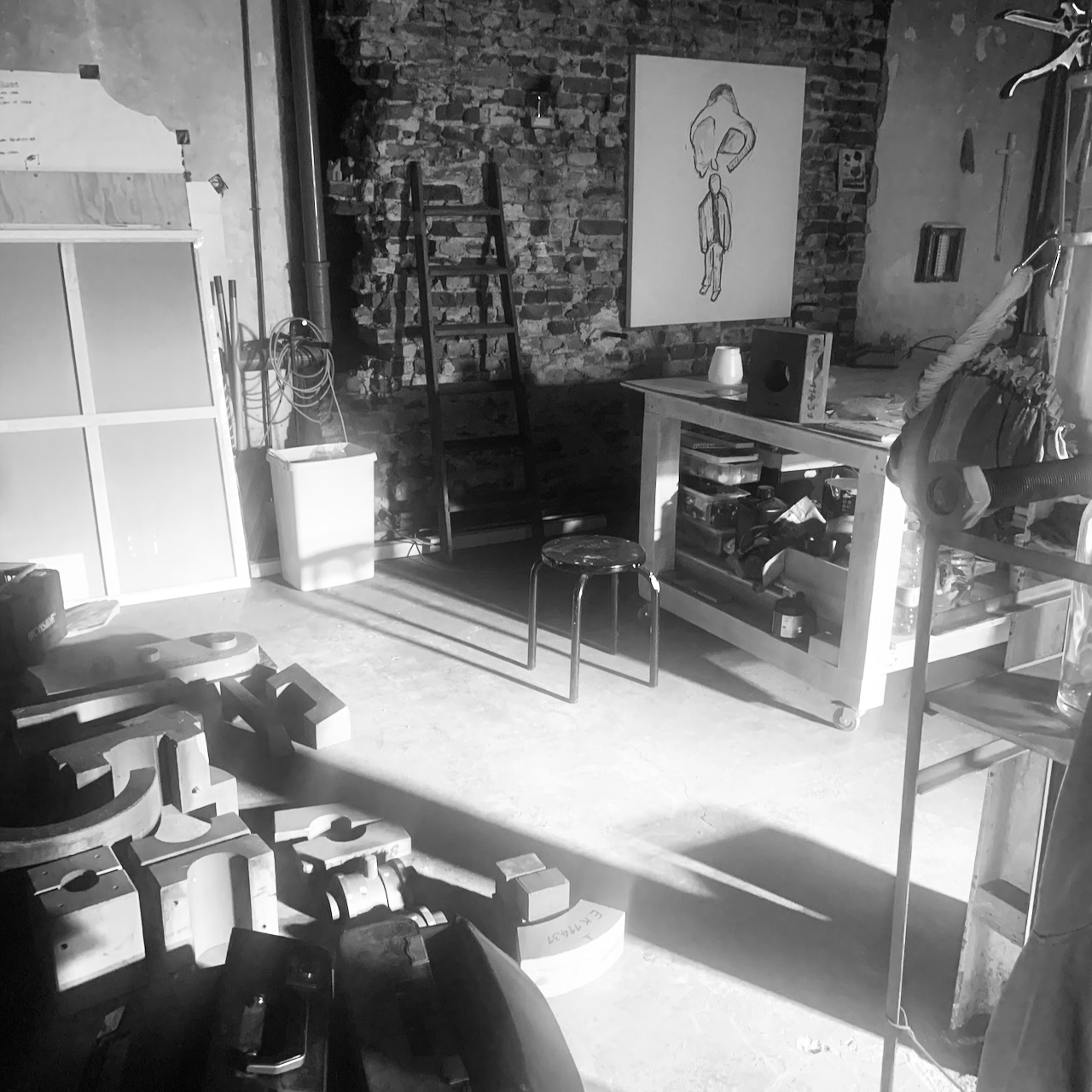 studio - 1 (1)